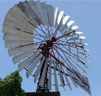 Barcaldine Windmill - Accommodation Mount Tamborine