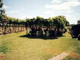 Bonneyview Winery And Restaurant - Accommodation Mount Tamborine 2