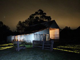 Platform 1 Heritage Farm Railway - Accommodation Mount Tamborine 0