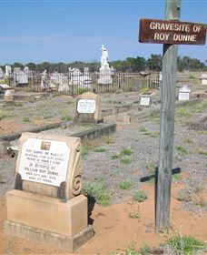 Blackall Cemetery - Accommodation Mount Tamborine 0