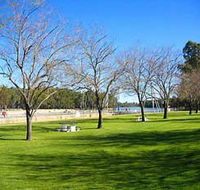 Lock 10 and Weir - Accommodation Mount Tamborine