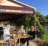 Artback Australia Gallery and Cafe - Accommodation Mount Tamborine