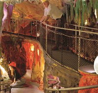 The Crystal Caves - Accommodation Mount Tamborine