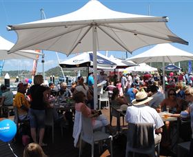 Live Entertainment At Magnetic Island - Accommodation Mount Tamborine 2