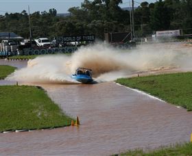 Griffith Boat Club - Accommodation Mount Tamborine 2