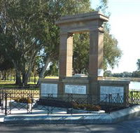 Memorial Park and Garden - Accommodation Mount Tamborine