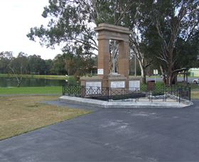Memorial Park And Garden - Accommodation Mount Tamborine 2