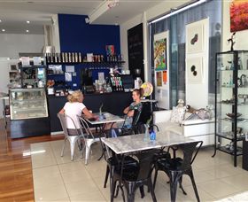Blue Artz Gallery & Cafe - Accommodation Mount Tamborine 4