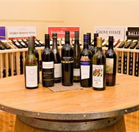 Hilltops Region Wine Cellar - Accommodation Mount Tamborine