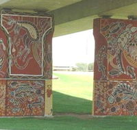 Cowra Bridge Pylons - Accommodation Mount Tamborine