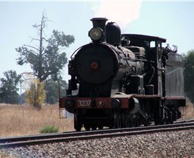 Lachlan Valley Railway - Accommodation Mount Tamborine 2