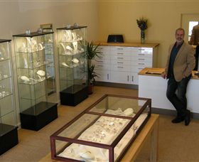 Ixtlan Melbourne Jewellery Store - Accommodation Mount Tamborine 1