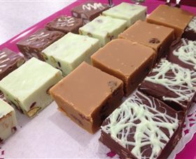 Taylors Sweets And Treats - Accommodation Mount Tamborine 7