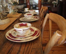 Peachtree Antiques - Accommodation Mount Tamborine 7