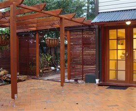 Hart Ceramics - Accommodation Mount Tamborine 0