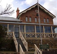 Historic Buildings Walking Tour - Accommodation Mount Tamborine