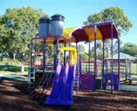 Lake Ellen Heritage Hub And Playground - Accommodation Mount Tamborine 1
