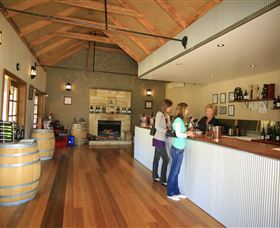 Savannah Estate Winery And Cellar Door - Accommodation Mount Tamborine 2