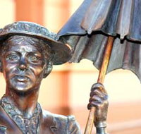 Mary Poppins Statue - Accommodation Mount Tamborine