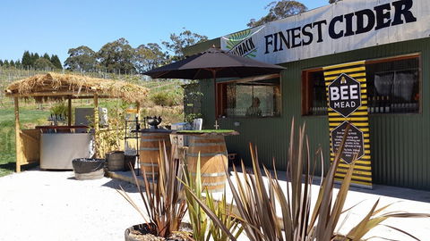 Artemis Wines - Accommodation Mount Tamborine 5