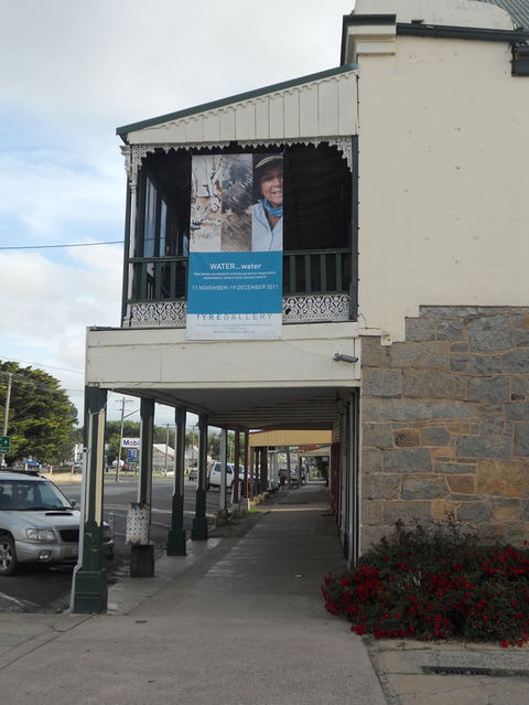 FyreGallery - Accommodation Mount Tamborine 2