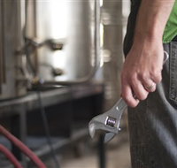 HopDog Beer Works Brewery - Accommodation Mount Tamborine