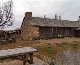 The Early Settlers Hut - Accommodation Mount Tamborine 1