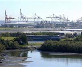 Port Of Brisbane Visitors Centre - Accommodation Mount Tamborine 3