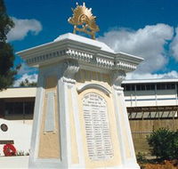 Beenleigh War Memorial - Accommodation Mount Tamborine