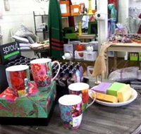 The Famous Tinonee Cafe and Gift Shop - Accommodation Mount Tamborine