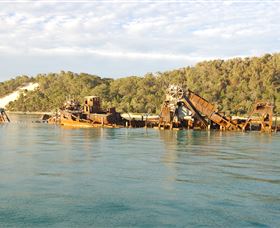 Tangalooma Wrecks Dive Site - Accommodation Mount Tamborine 0