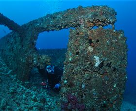 Cementco Dive Site - Accommodation Mount Tamborine 2