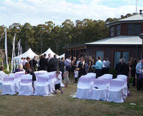 Roses Vineyard And Animal Farm - Accommodation Mount Tamborine 2