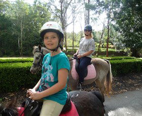 Port Macquarie Horse Riding Centre - Accommodation Mount Tamborine 2