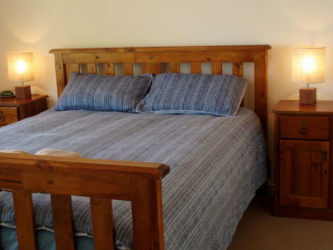 Lake Escape - Accommodation Mount Tamborine 1