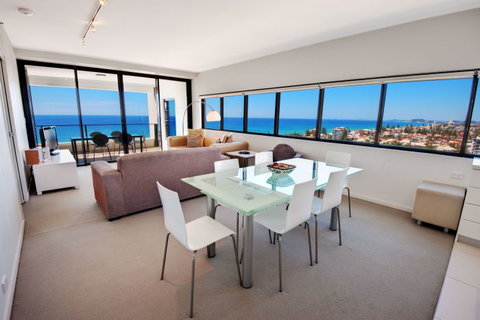 Ultra Broadbeach - Accommodation Mount Tamborine 12