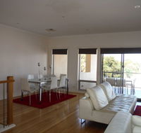 Avalon A - Accommodation Mount Tamborine