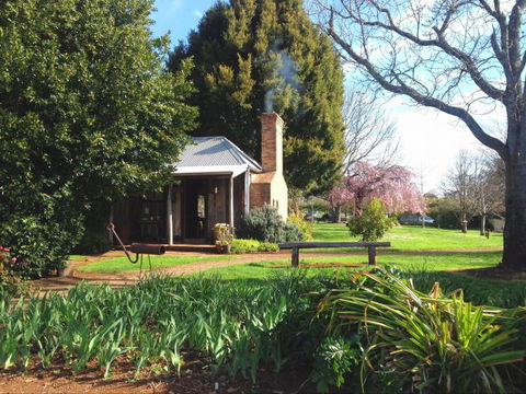 Mont De Lancey Historic Property Tours - Accommodation Mount Tamborine 0