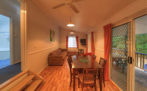 BIG4 Bungalow Park - Accommodation Mount Tamborine 1