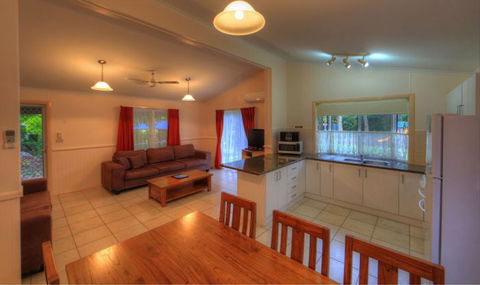 BIG4 Bungalow Park - Accommodation Mount Tamborine 2