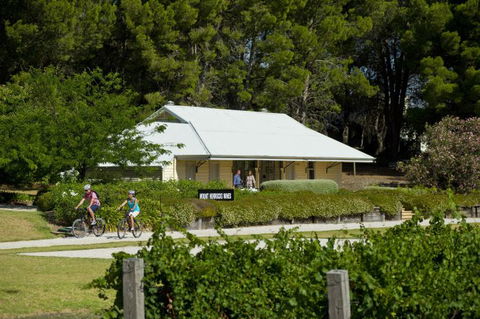 Tour De Vines - Accommodation Mount Tamborine 3