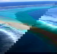 Abrolhos Islands Fixed-Wing Scenic Flight - Accommodation Mount Tamborine