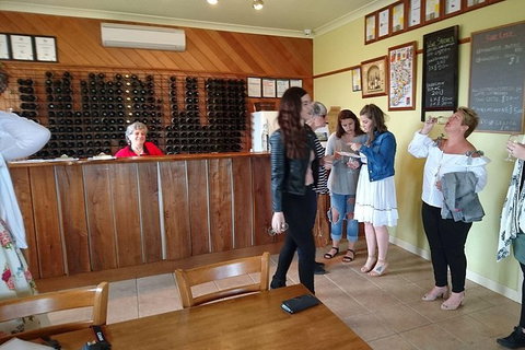 Phillip Island Wine Experience Tour - Accommodation Mount Tamborine 6