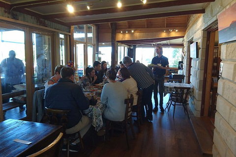 Phillip Island Wine Experience Tour - Accommodation Mount Tamborine 14