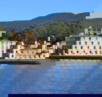 Port Arthur Richmond and Tasman Peninsula Day Trip from Hobart - Accommodation Mount Tamborine