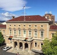 2-Hour Small-Group Walking Tour of Hobart - Accommodation Mount Tamborine