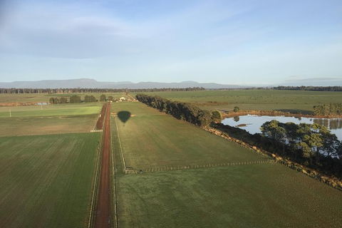 Hot Air Balloon Tasmania - Accommodation Mount Tamborine 11