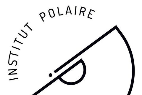 A Sommelier Guided Tour: Thursday Afternoon Wine Gin Cheese & Cocktails - Accommodation Mount Tamborine 13