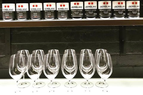 Hobart Small Group Wine Tour Sunday Afternoon: Wines, Gins & Cheeses - Accommodation Mount Tamborine 9