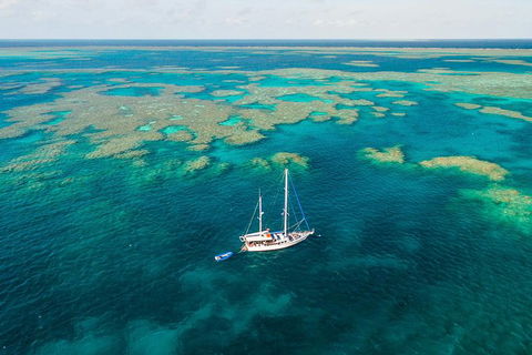 3 Day Whitsundays Sailing And Diving Adventure: Kiana - Accommodation Mount Tamborine 0